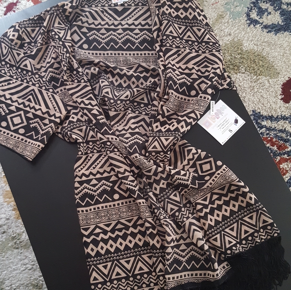 LuLaRoeFringe Cover Up NWT SZ S